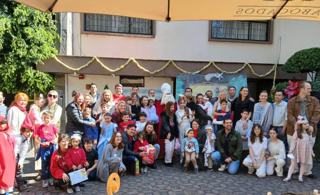 MIKOŁAJKI  W SZKOLE POLSKIEJ IM. JANA ZYCHA PRZY AMBASADZIE RP W MEKSYKU